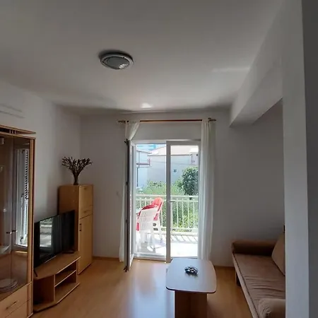 Gardijan Lägenhet *