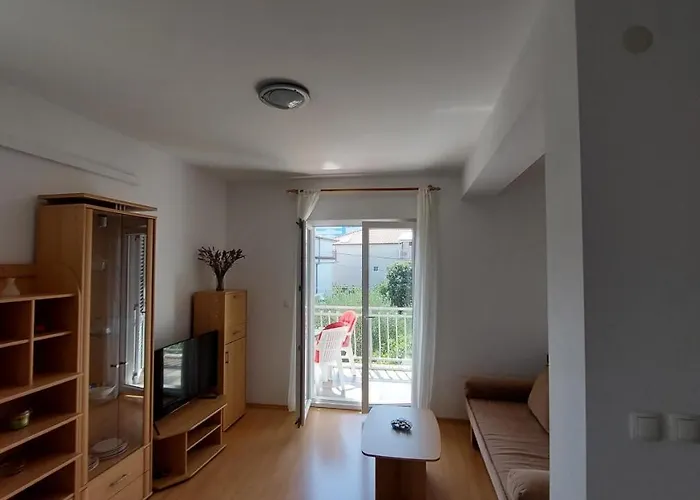 Gardijan Apartment *